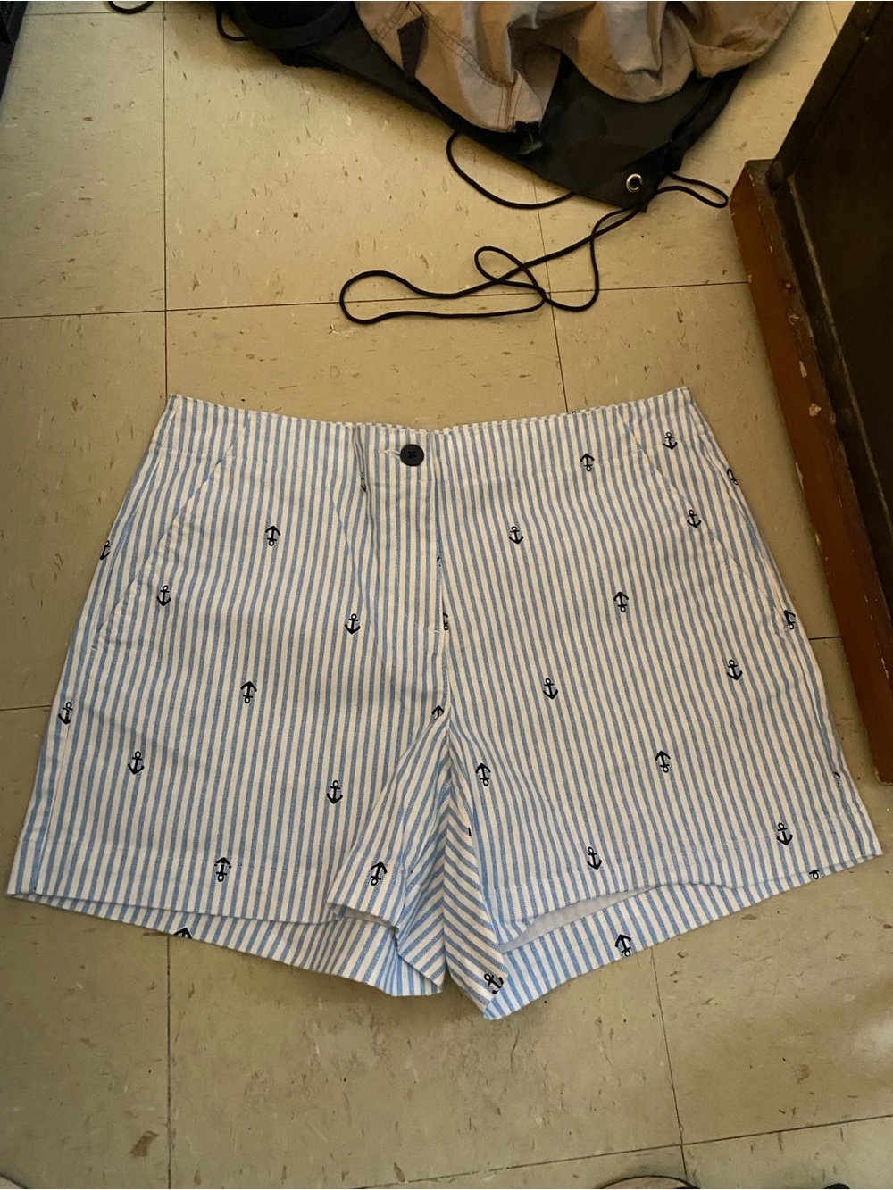 Nautica and IZOD  Sailor  Anchor Cotton blend Sz 10 Shorts